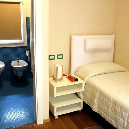 Hotel Terantiga 2*